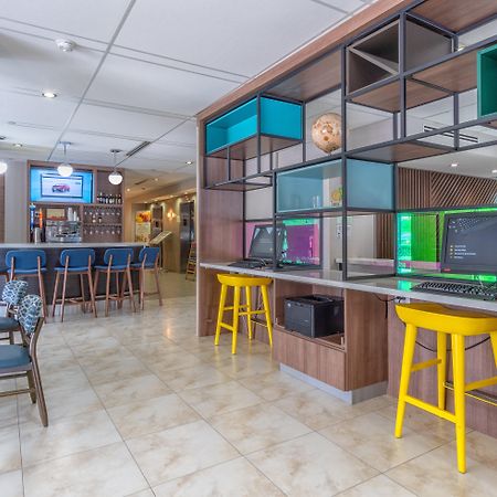 Holiday Inn Miami International Airport By Ihg Miami Springs Exteriör bild