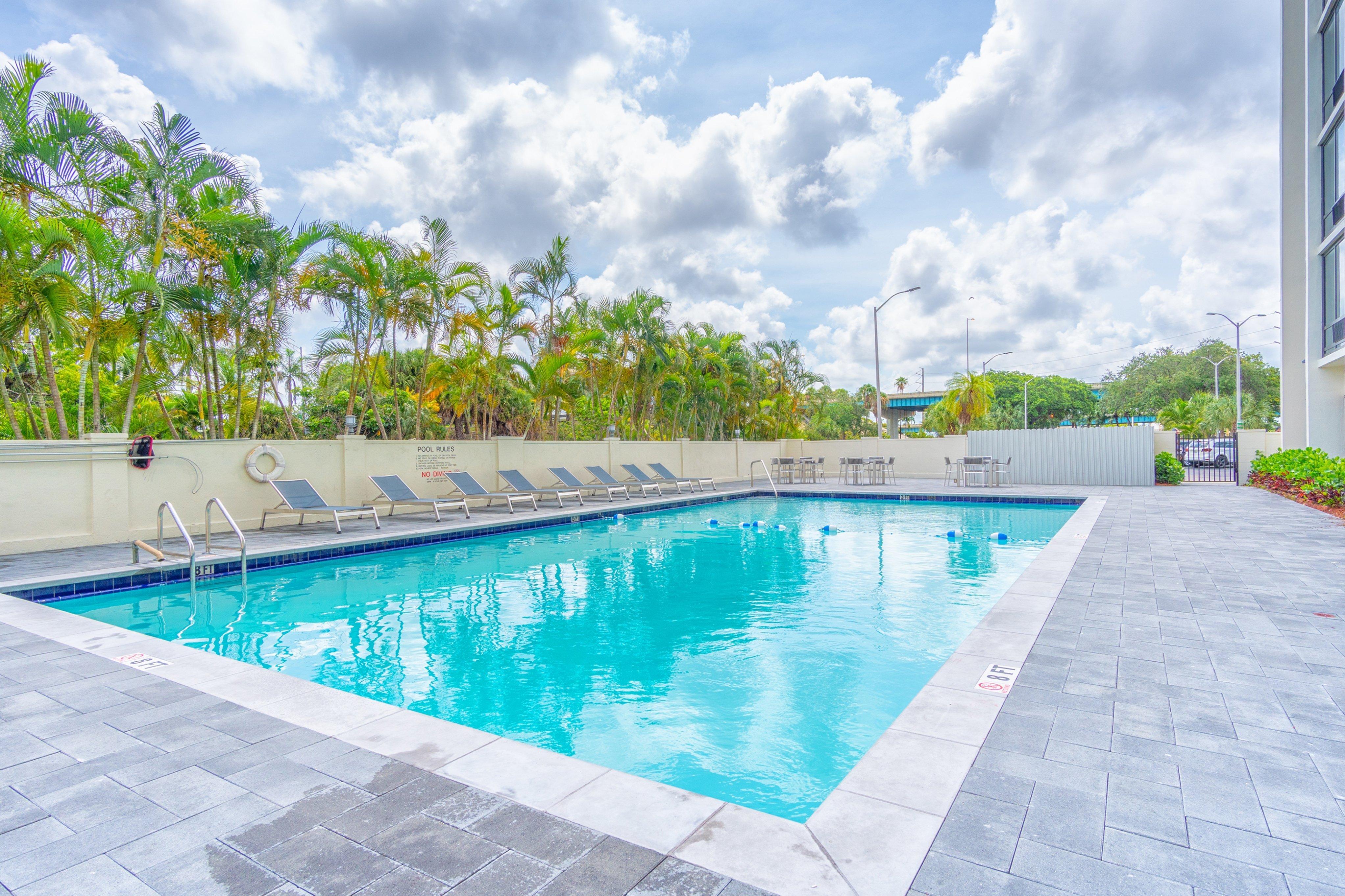 Holiday Inn Miami International Airport By Ihg Miami Springs Exteriör bild