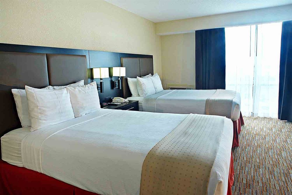 Holiday Inn Miami International Airport By Ihg Miami Springs Exteriör bild