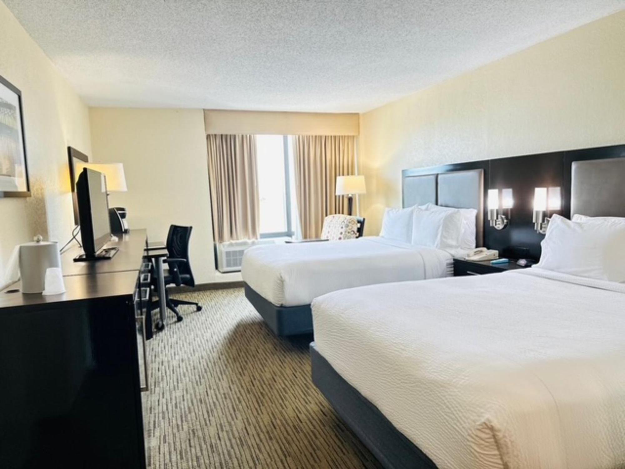 Holiday Inn Miami International Airport By Ihg Miami Springs Exteriör bild